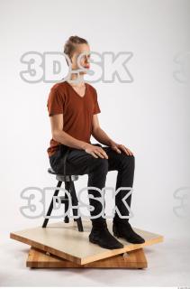 Sitting reference of Otakar 0006